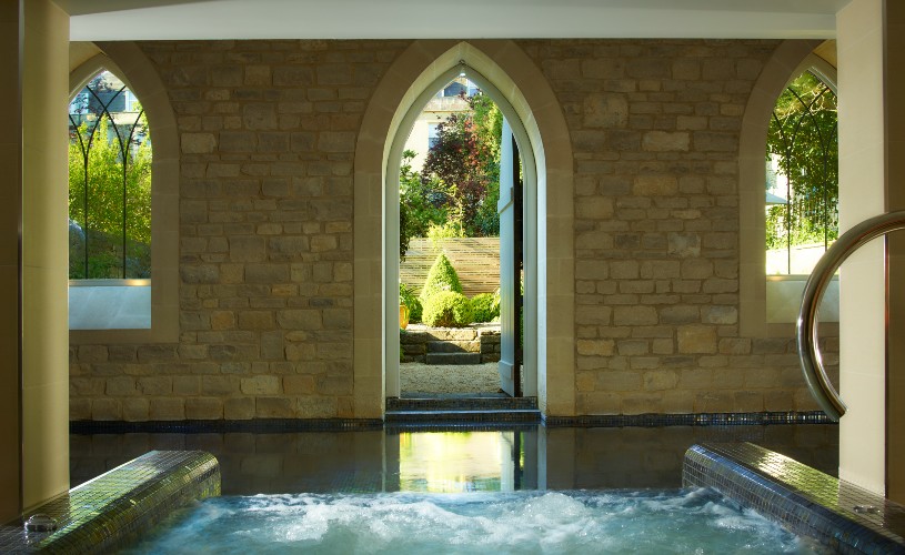 Pool in spa overlooking garden